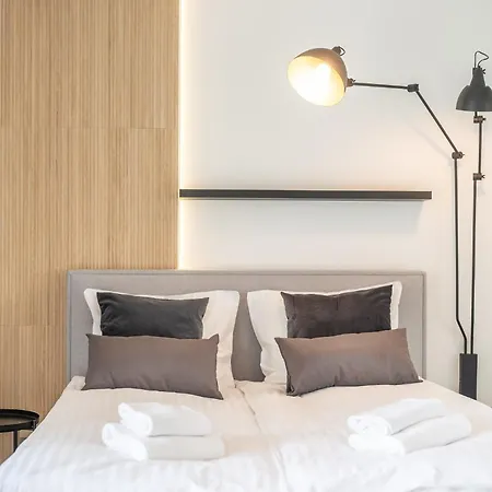 View Balticus 82 By Renters مينززدرويه